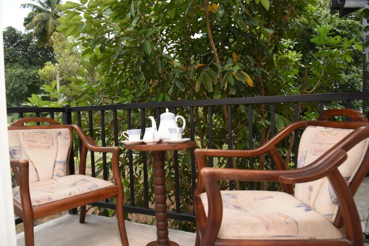 Everdew Kandy Rooms Exterior photo